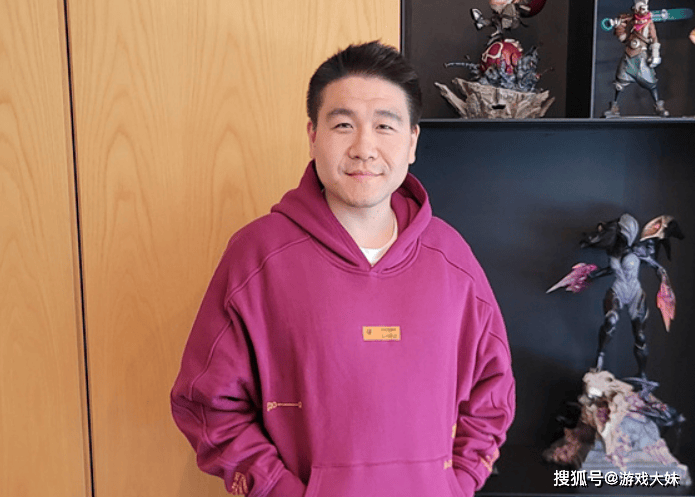 LOL负责人接受采访,对uzi入选名人堂非常满意,从商业角度看很成功