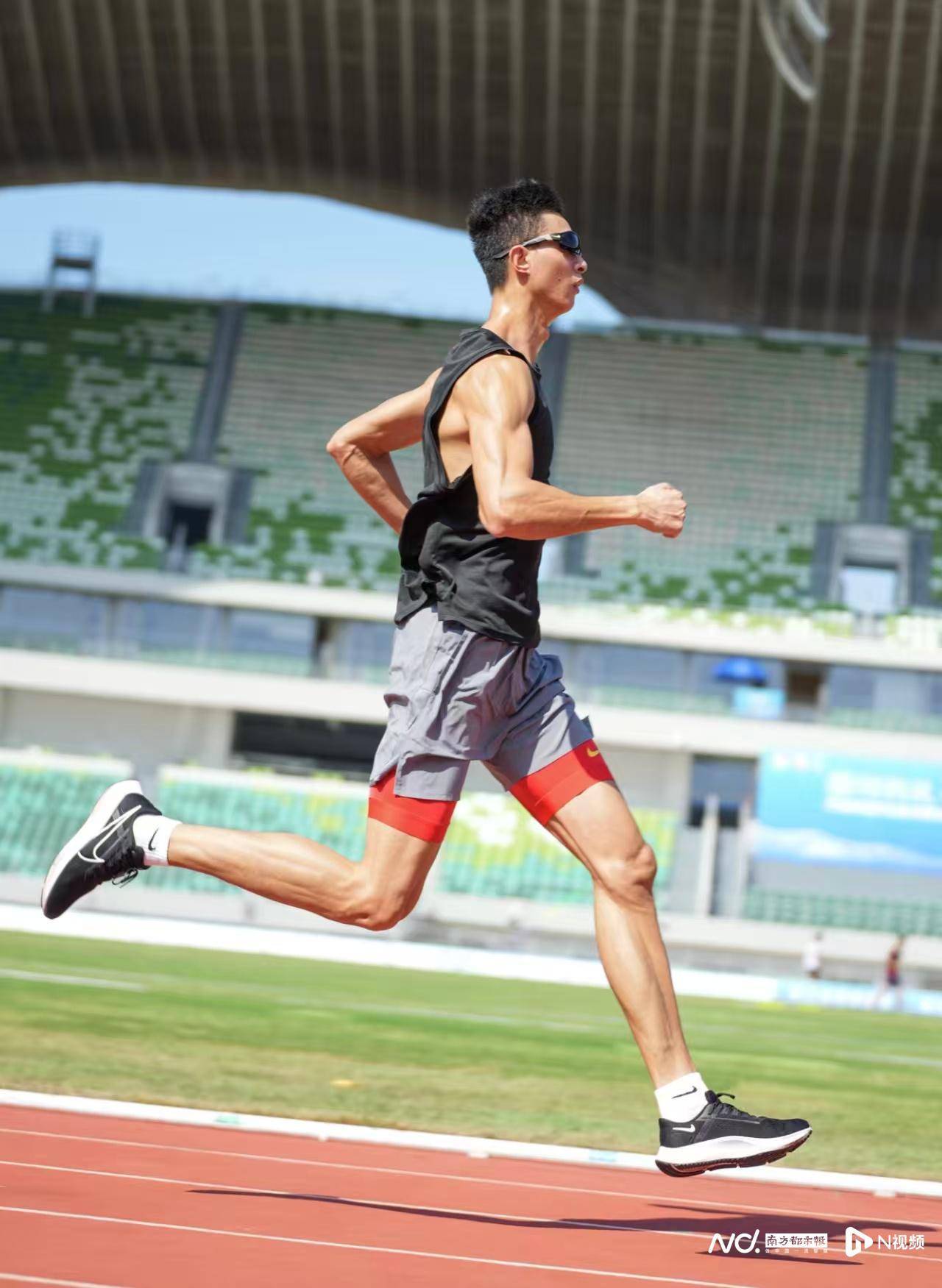 从东莞跳到世界赛场,“飞人”吴瑞庭:望继续突破,为国争光