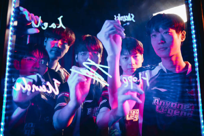 电竞世界杯LOL最后的希望！AL能否(fǒu)复仇T1，成功杀入决赛？