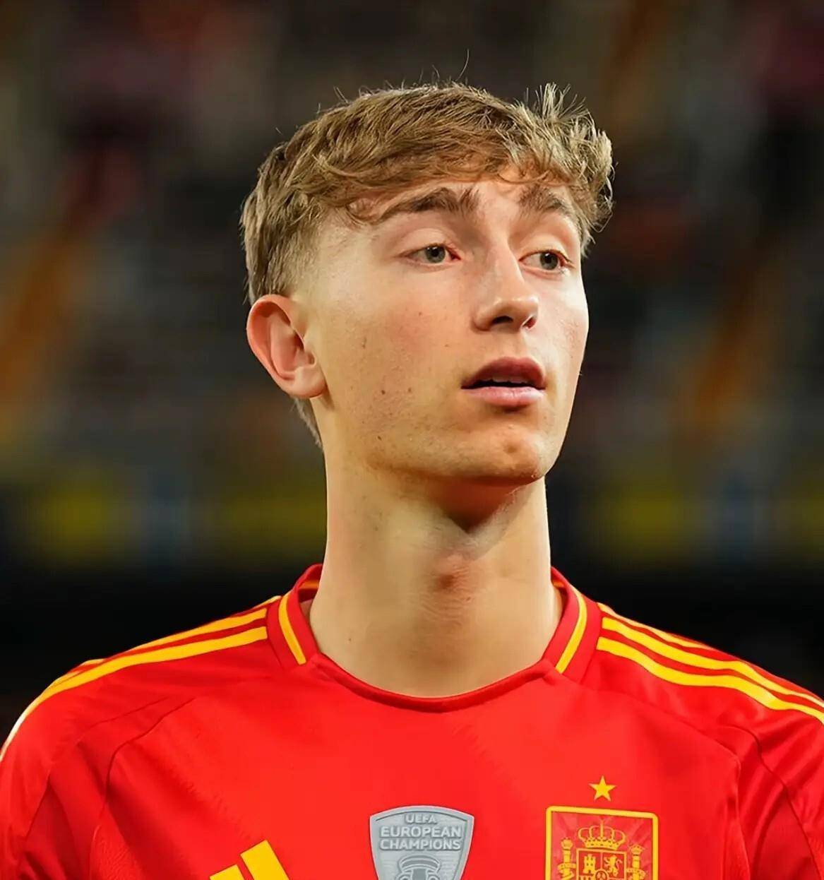 西班牙最新26人阵容!罗德里、卡瓦哈尔归来!最强战队!