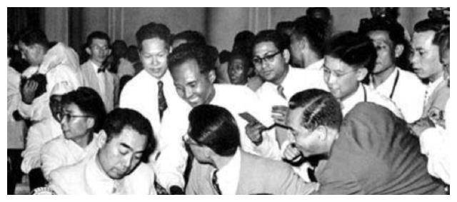 周总理的十大外交名场面