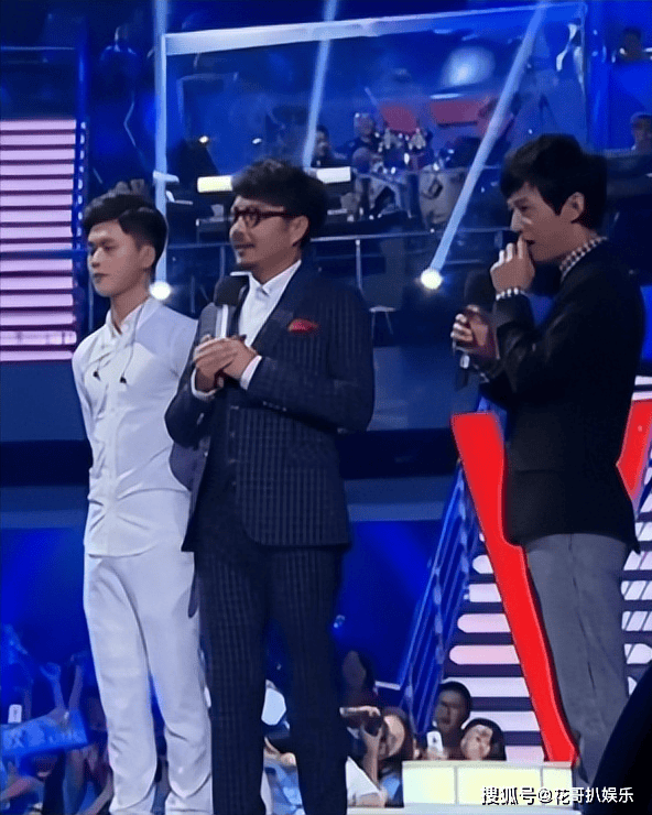 何炅再次身处抓马名场面，内娱史官非他莫属，盘点内娱经典名场面