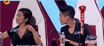 何炅再次身处抓马名场面，内娱史官非他莫属，盘点内娱经典名场面