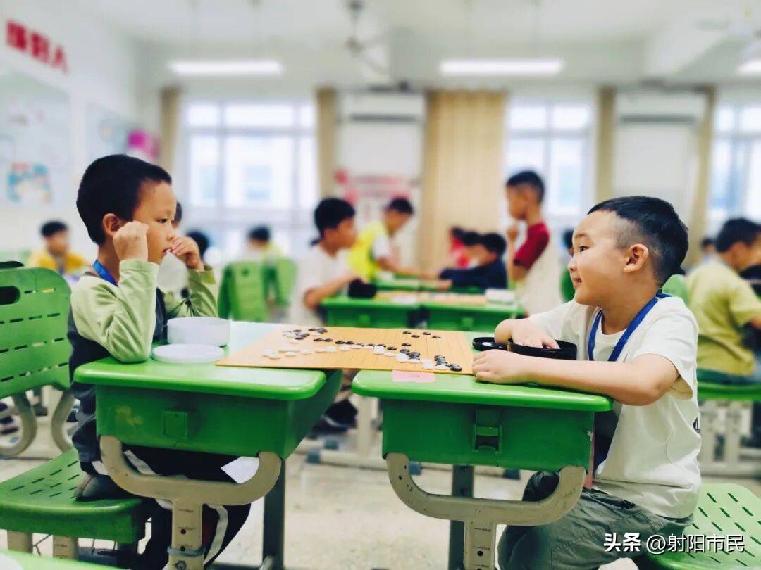 盐城800名小棋手斗智，名场面来了
