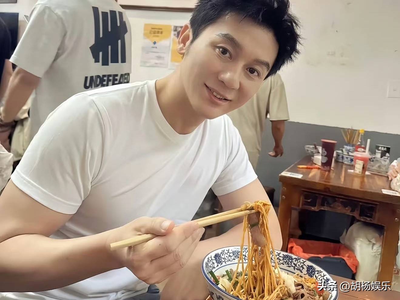 李晨“真香”名场面引爆期待