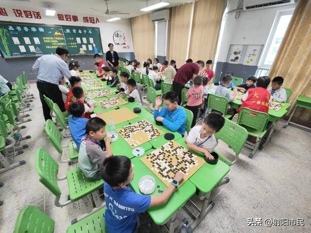盐城800名小棋手“斗智”，名场面来了