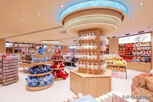 现场已挤爆！英雄联盟全球总决赛主题快闪店来了！