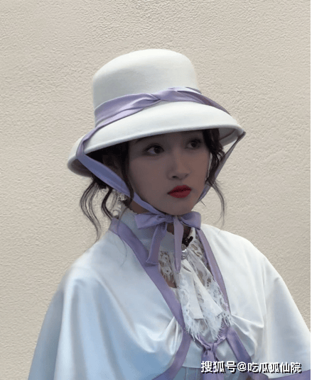 关晓彤“吃瓜”孟子义，综艺名场面来袭