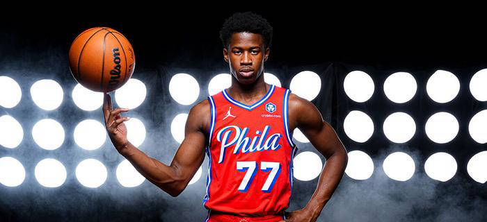 选秀小年下，火箭新秀表现低迷，黄蜂选手成全明星潜力