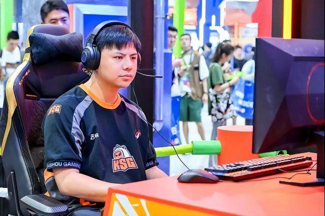 SCS 2025年度总决赛即将打响 小孩、ET等明星选手悉数登场