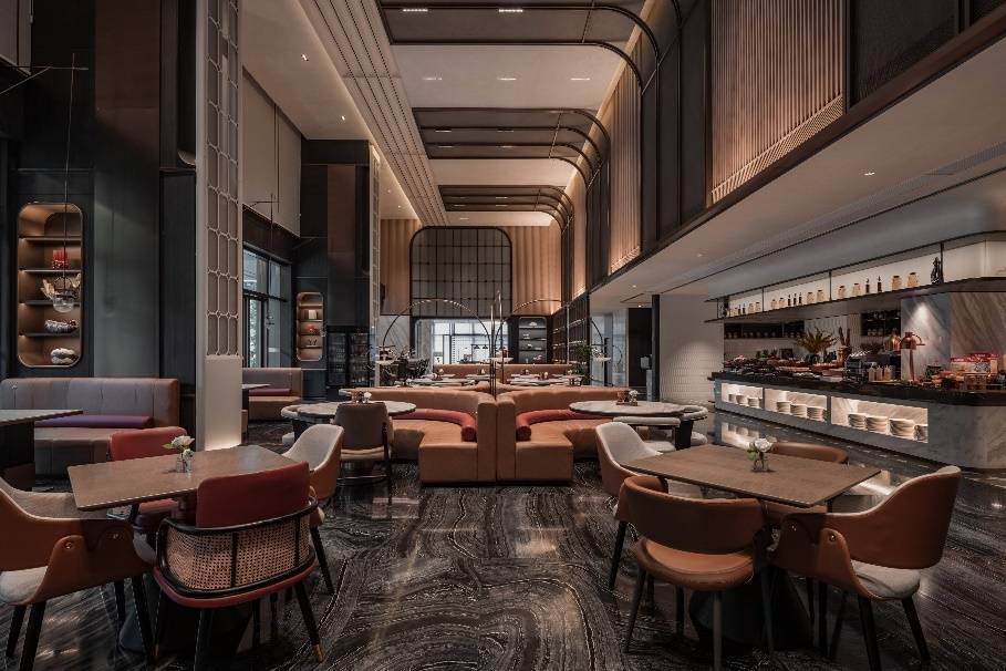 万达酒店携手李宁与腾讯电竞，打造英雄联盟全球总决赛跨界观赛新体验