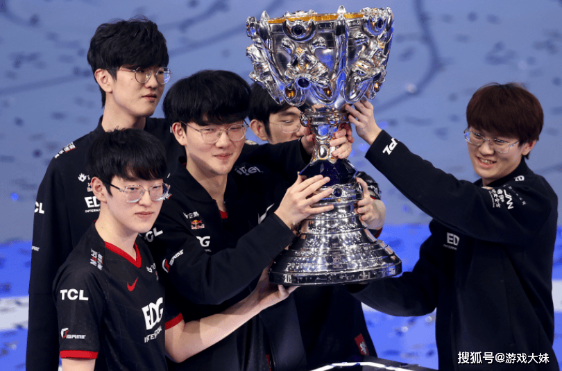 韩援回国后嘲讽LPL，直言选手就像艺人，夺冠一次就成了大明星