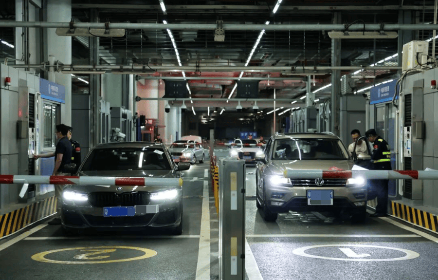 名场面！“粤车南下”直通香港市区