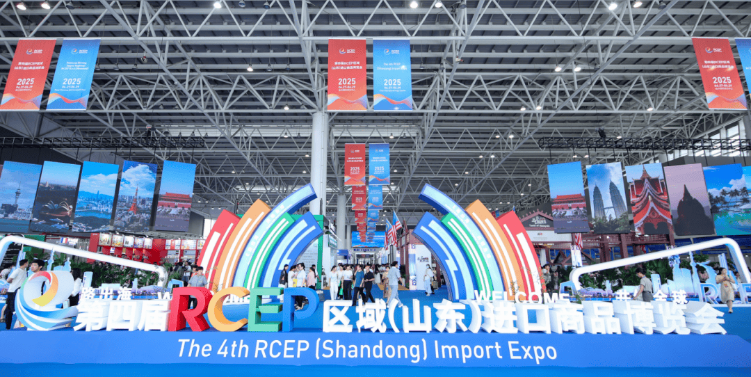 刷屏！2025，临沂国际社交“名场面”！