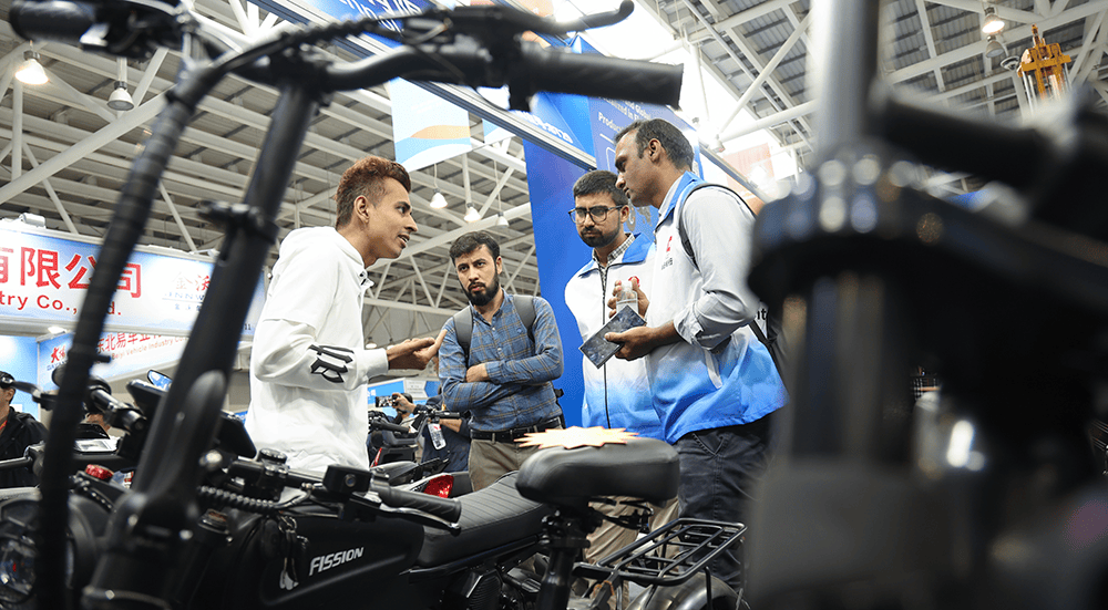 刷屏！2025，临沂国际社交“名场面”！