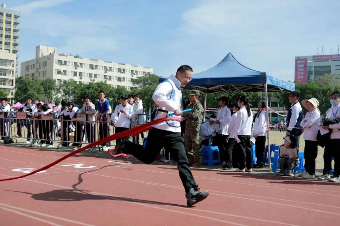 镜头里的校运会 | 冲线名场面合集