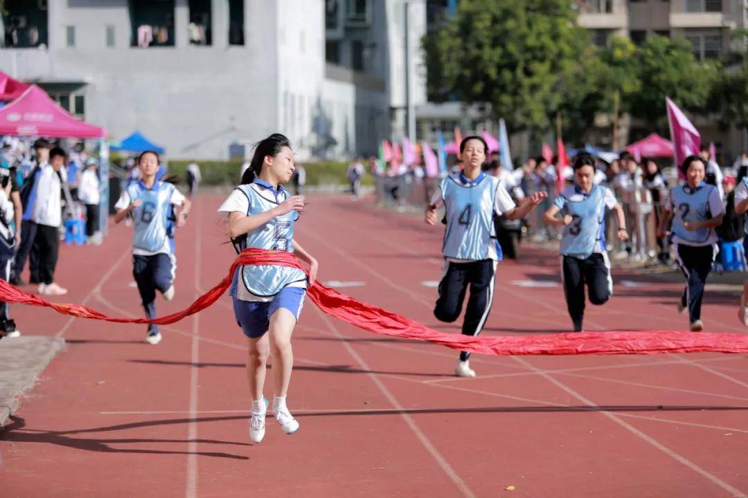 镜头里的校运会 | 冲线名场面合集