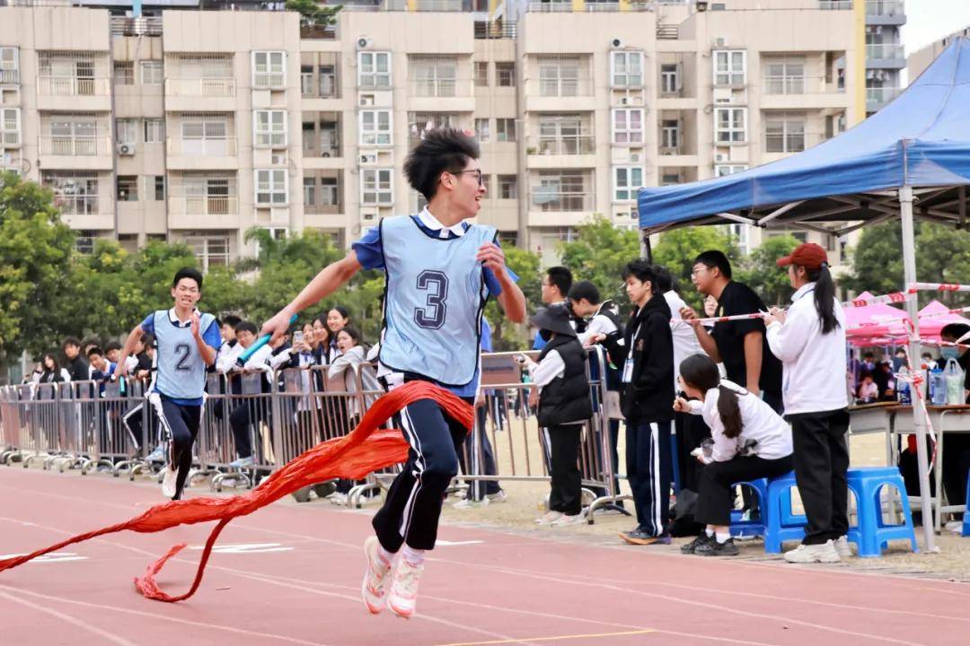 镜头里的校运会 | 冲线名场面合集