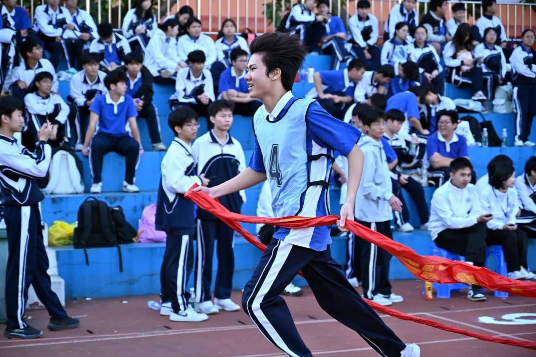 镜头里的校运会 | 冲线名场面合集