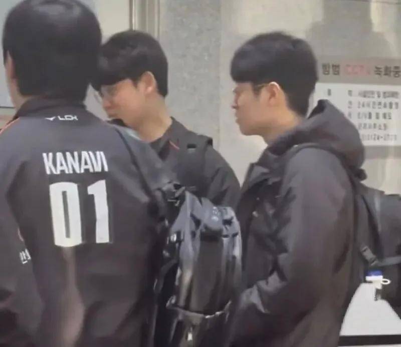 Kanavi想再来中国被一边倒反对，Ruler被赞是LOL最有情义的选手