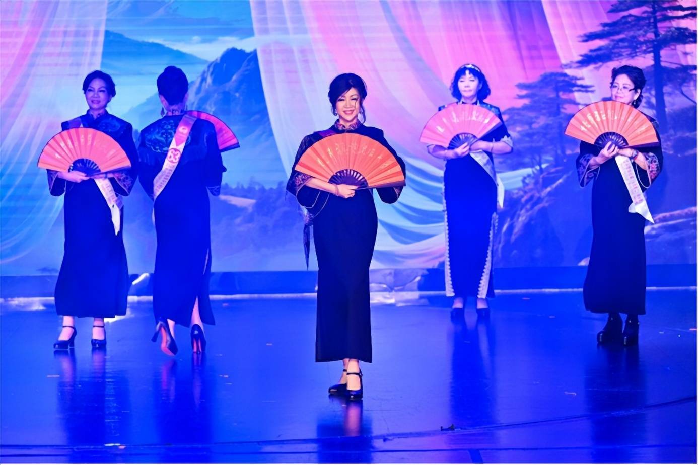 2025世界旗袍皇后全球总决赛海上邮轮圆满落幕